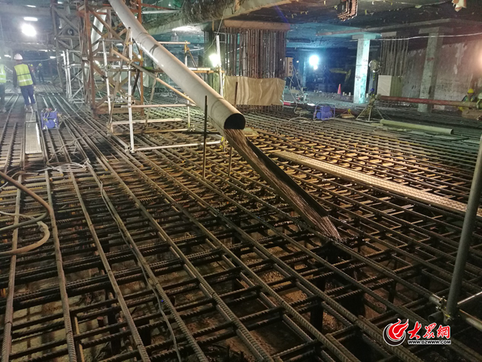 溜管法施工現(xiàn)場(chǎng) 溜管法施工現(xiàn)場(chǎng)