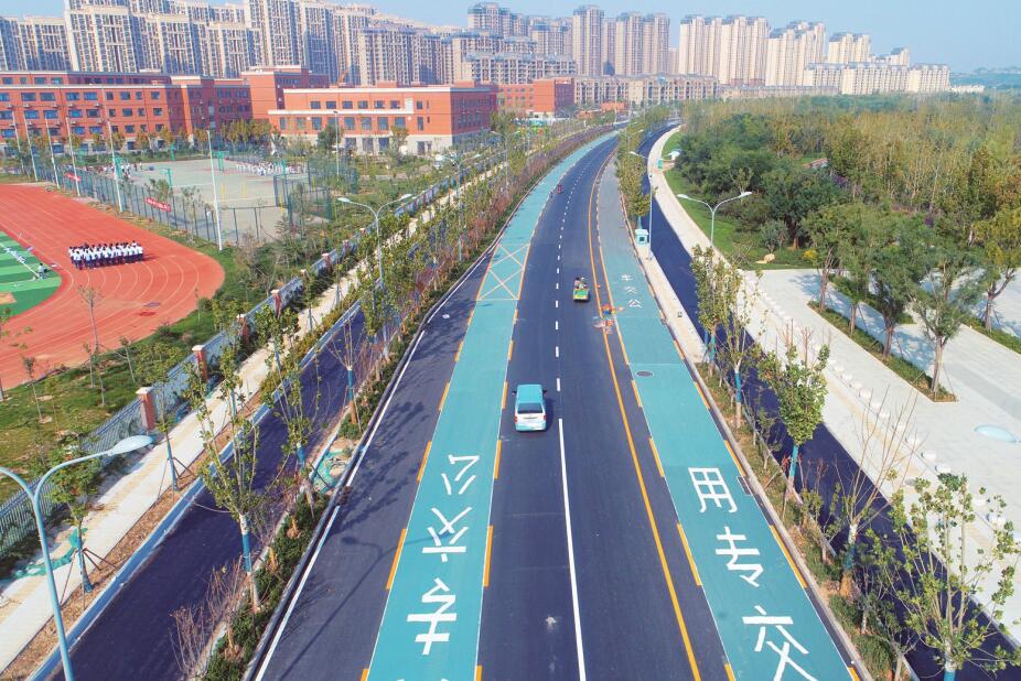 華山生態濕地公園獲市民點贊——“有山有水,特別美!” 華山生態濕地公園獲市民點贊——“有山有水,特別美!”